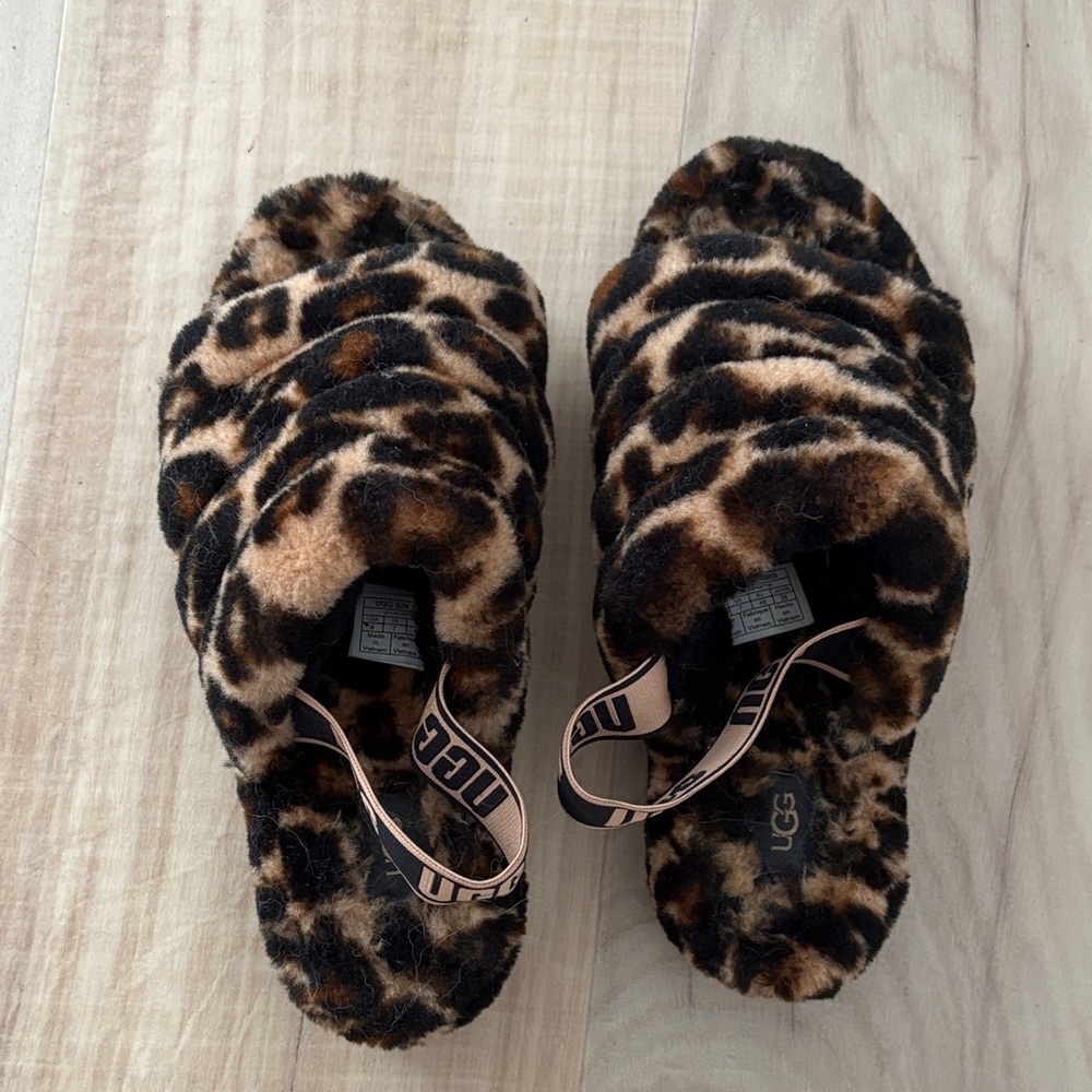 UGG Leopard